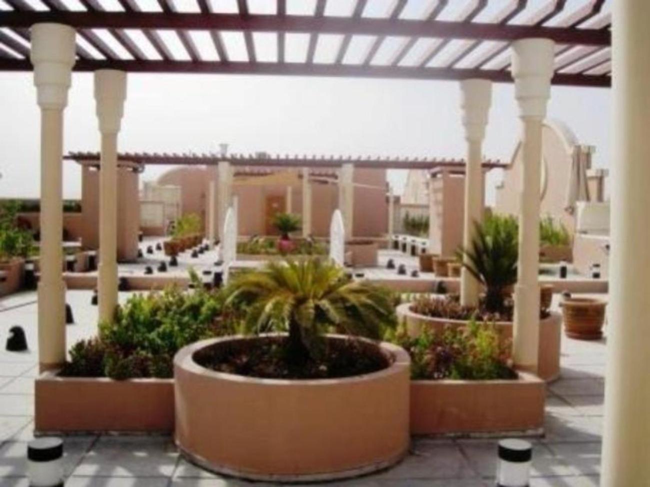 Huge Entire Apartment For Couples ,Families & Groups -Up To 5 Guests- With Free Pool, Steam & Sauna ,Jvc,Dubaj Kültér fotó
